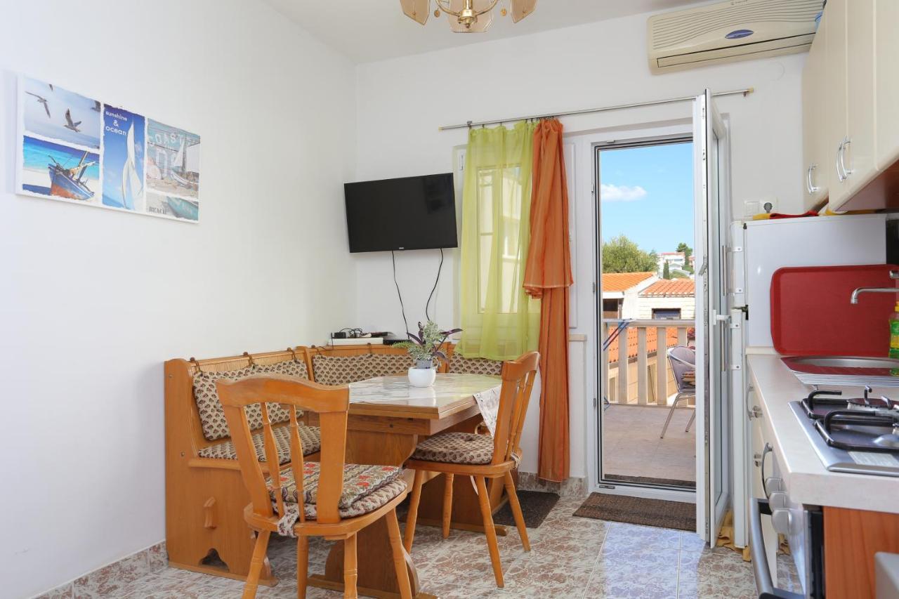 Apartments By The Sea Businci, Ciovo - 9450 Trogir Ngoại thất bức ảnh